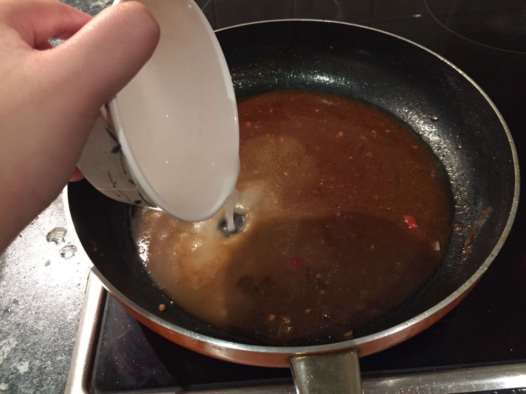 有灵魂👀的鸡丼🐔的加工步骤