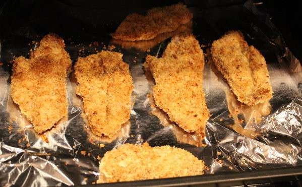 鸡排盖饭チキンカツ丼（免炸）的加工步骤