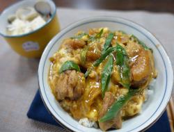 轻松做~亲子丼.味噌蛤蛎豆腐汤