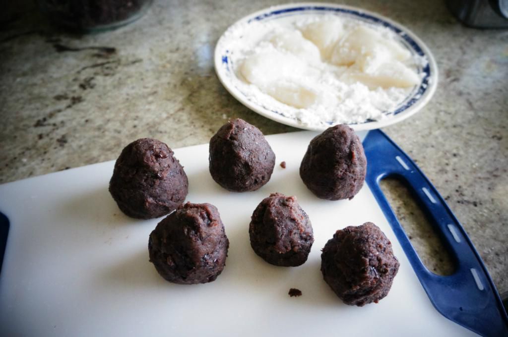 草莓大福 Strawberry+red bean Mochi( Ichigo Daifuku)的加工步骤