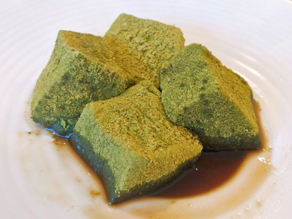 抹茶蕨饼(Warabimochi)的加工步骤