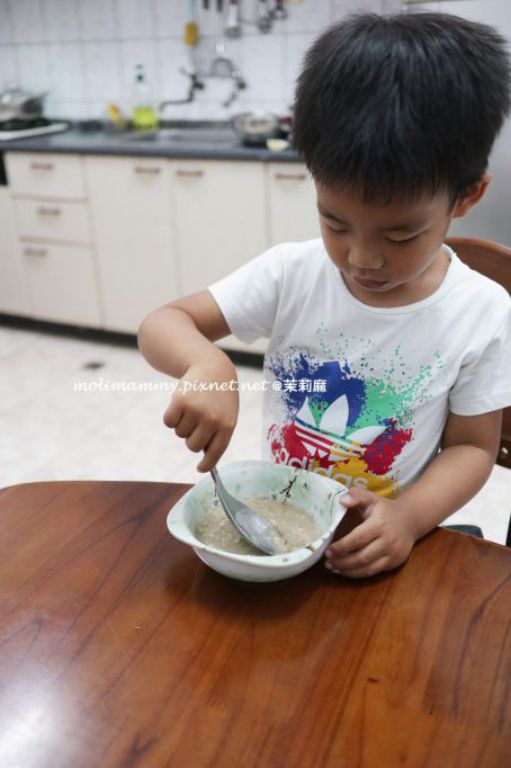 不加一滴水的香蕉戚风蛋糕-茉莉麻亲子厨房的加工步骤