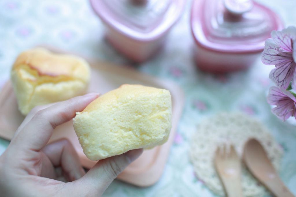 宝宝食谱【优格蛋糕】的加工步骤