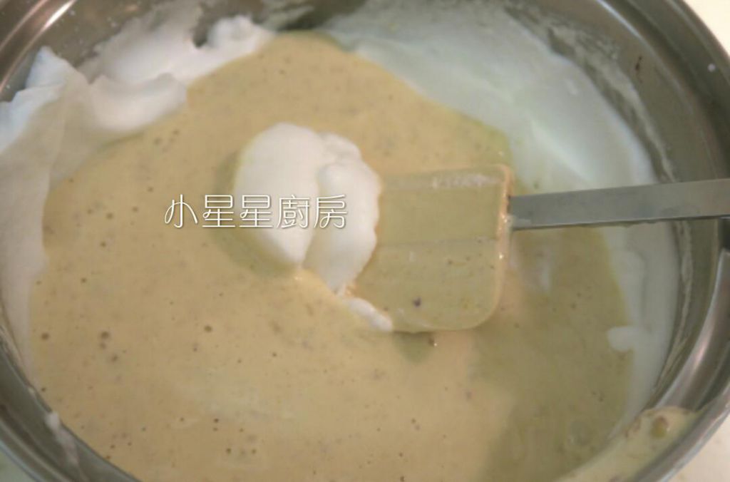 栗子蜂蜜烫面戚风蛋糕的加工步骤