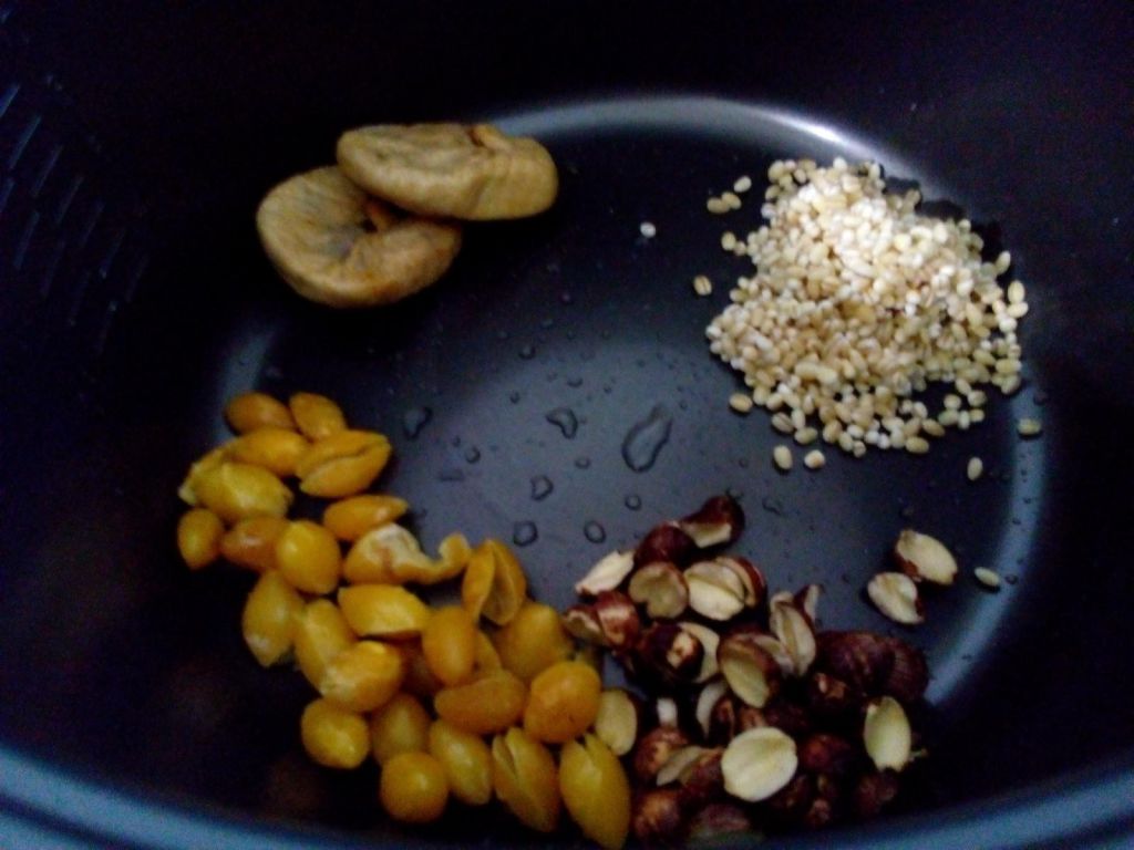 电饭煲 煮 土耳其 无花果 甜汤的加工步骤