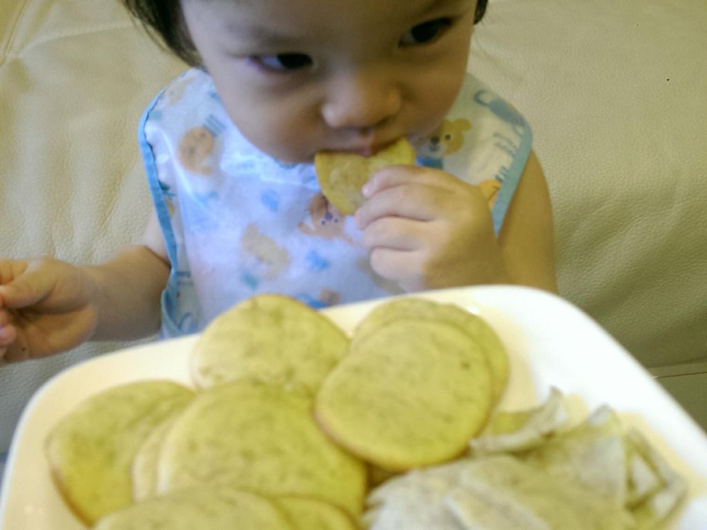 【宝宝甜点】香蕉饼干2重奏的加工步骤