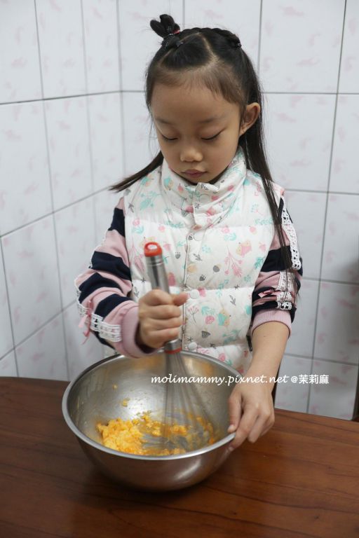 圣诞驯鹿饼干（茉莉麻亲子厨房）的加工步骤