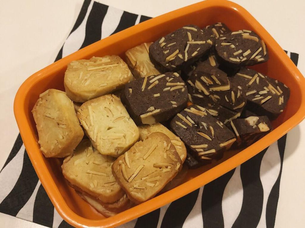 两个愿望一次满足🍪巧克力&原味杏仁饼干的加工步骤