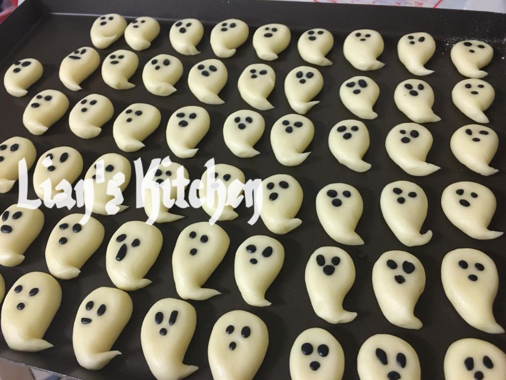 Happy Halloween阿飘饼干的加工步骤