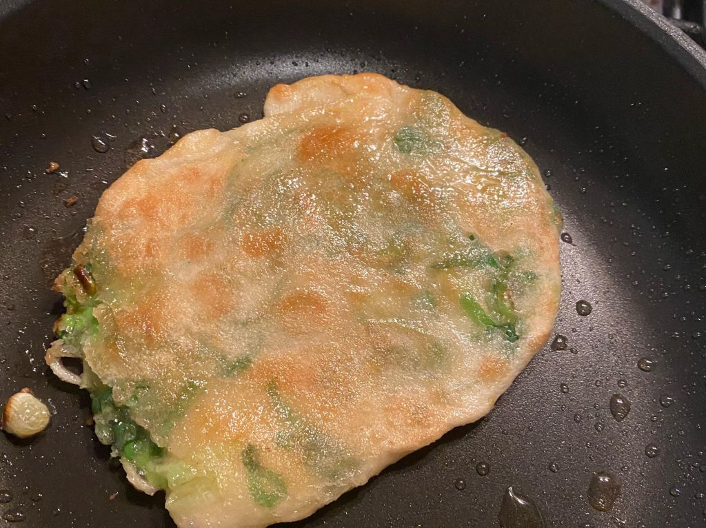 古早味葱油饼 （含酥皮）的加工步骤