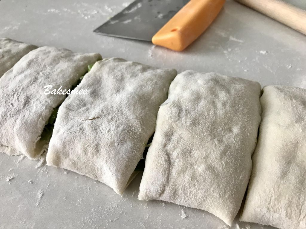 台湾人的回忆【芝麻葱烧饼】的加工步骤