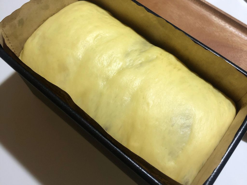 双色红豆吐司🍞【烤箱料理】的加工步骤