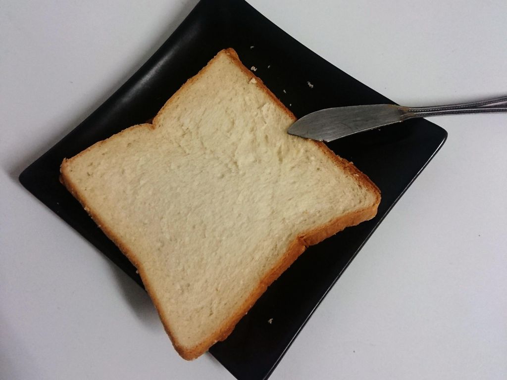 椒麻牛腱热压吐司🍞的加工步骤